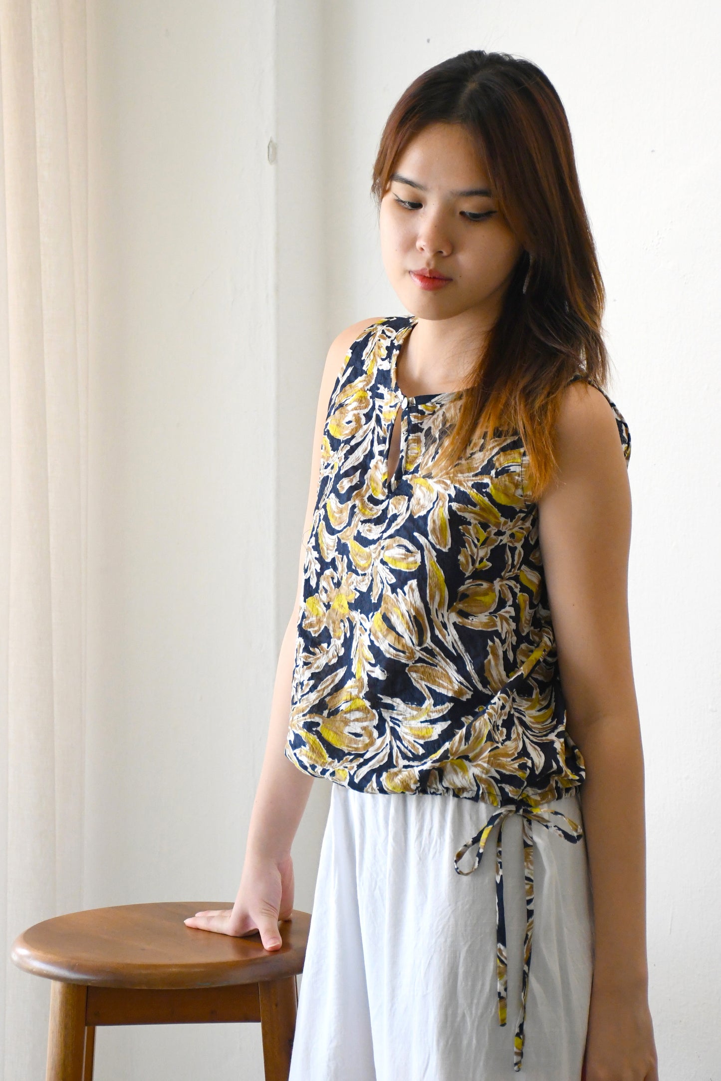 Keyhole Top / Lush Navy