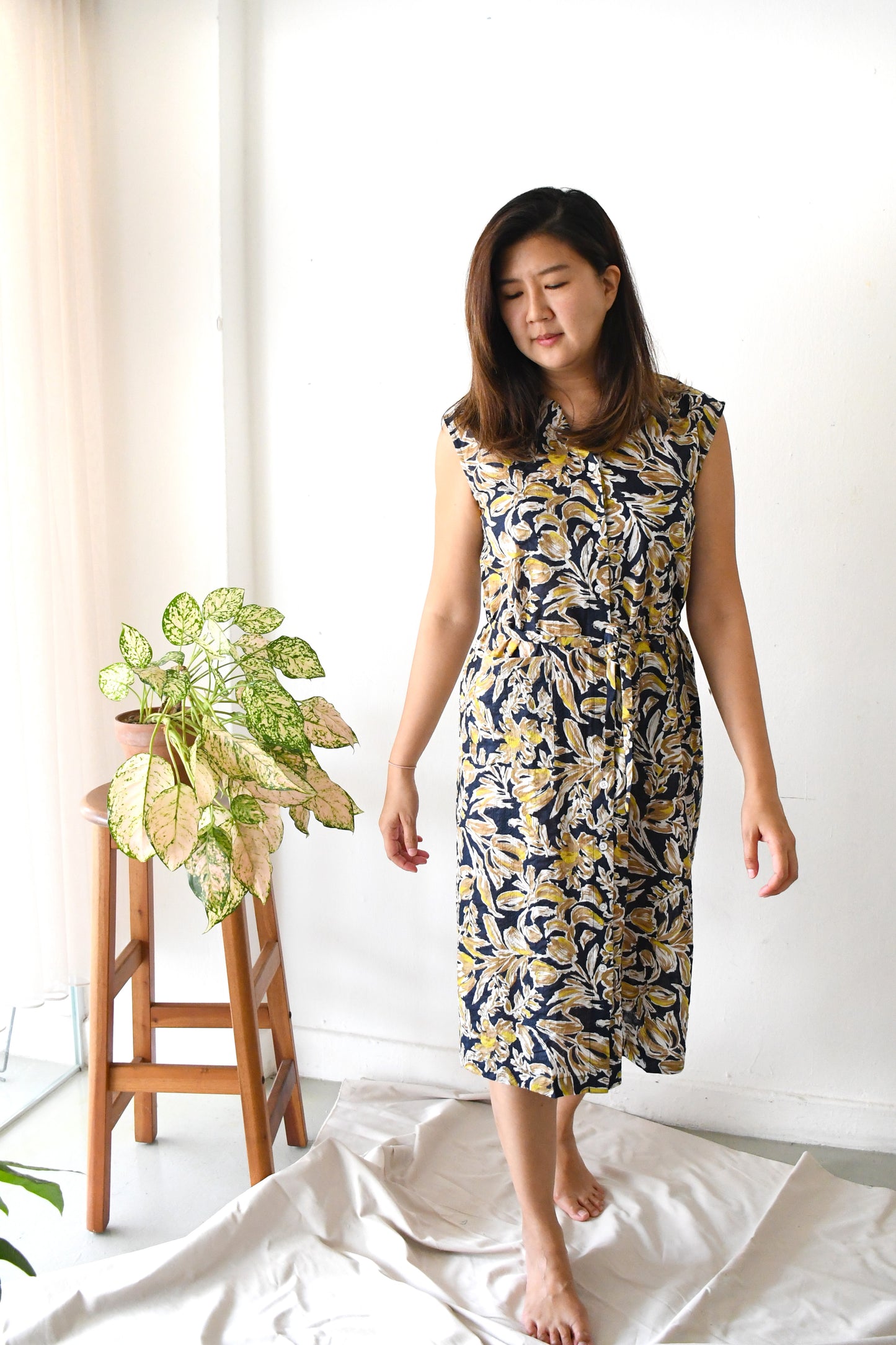 Lea Dress / Lush navy