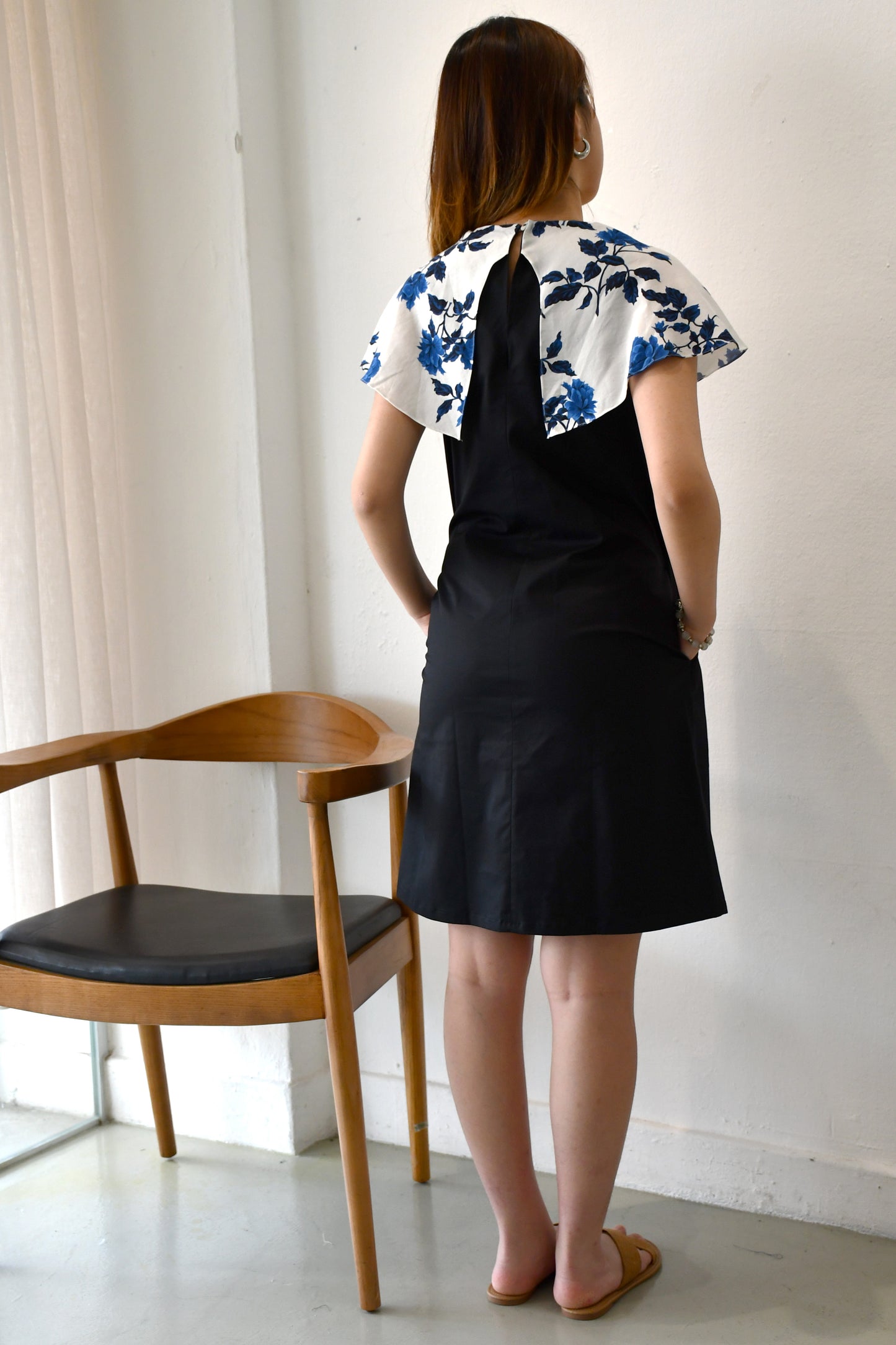 Archive Sale/ Semicircle Flap Dress / Black Porcelain