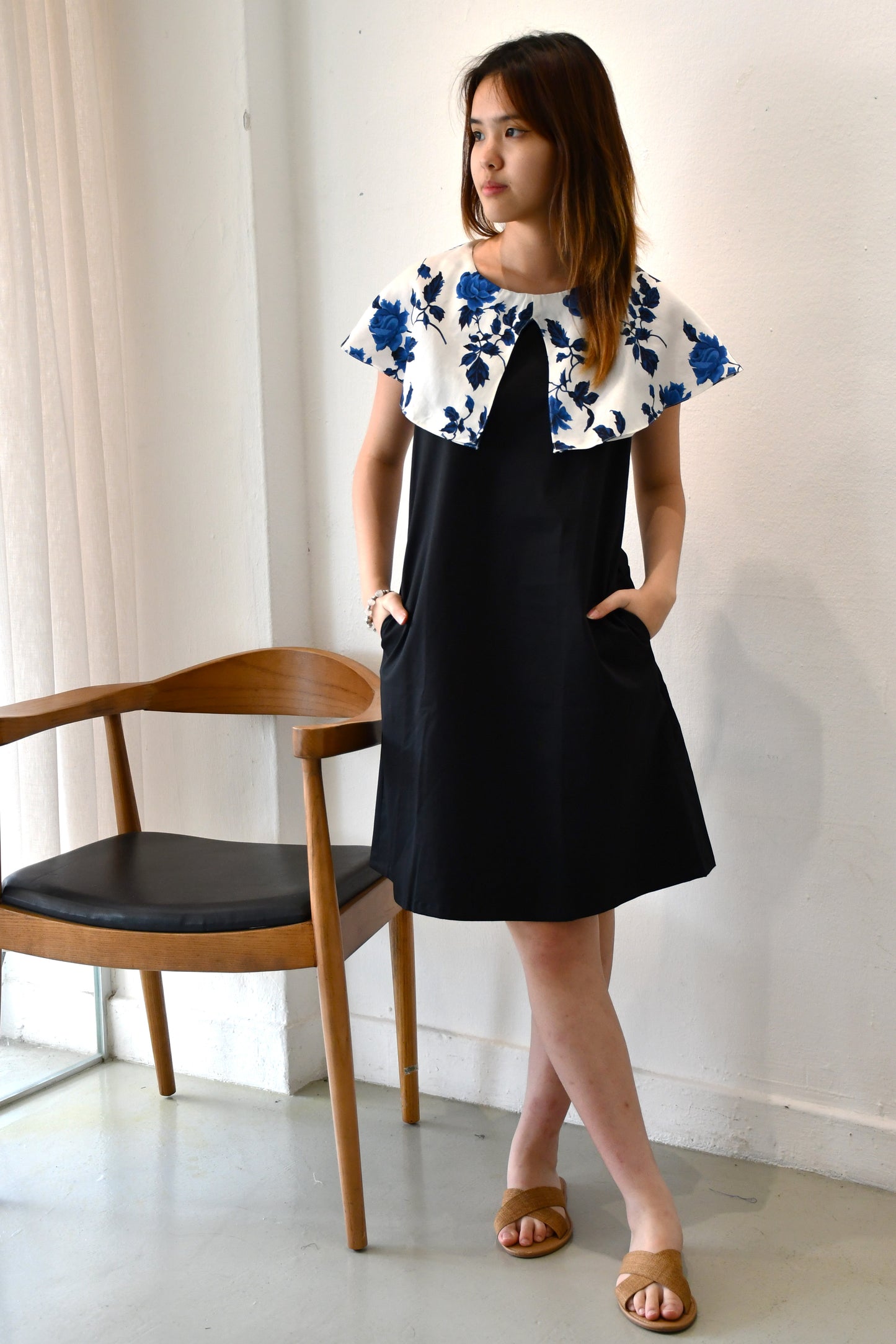 Archive Sale/ Semicircle Flap Dress / Black Porcelain