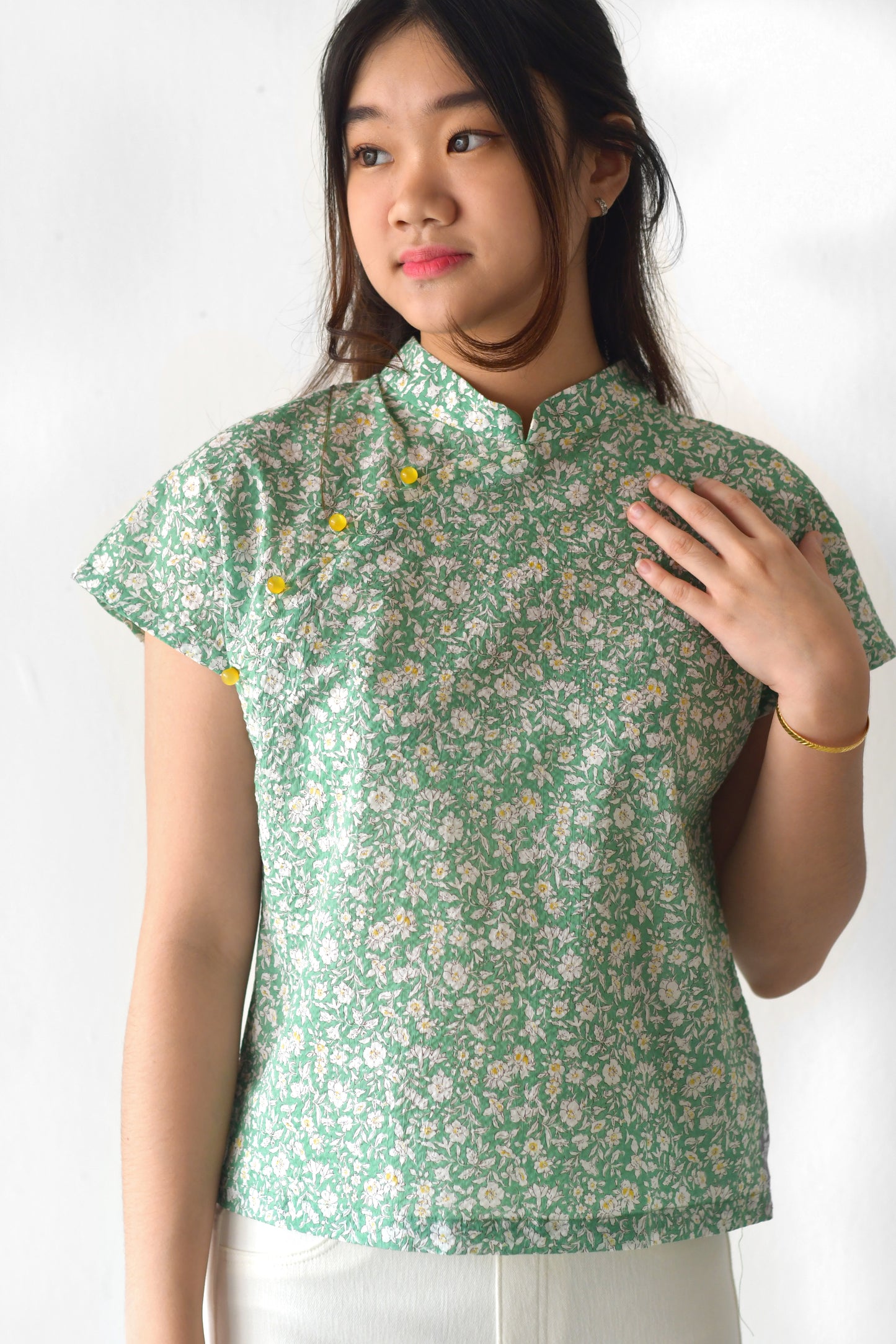 Suzie Blouse / Green Bouquet