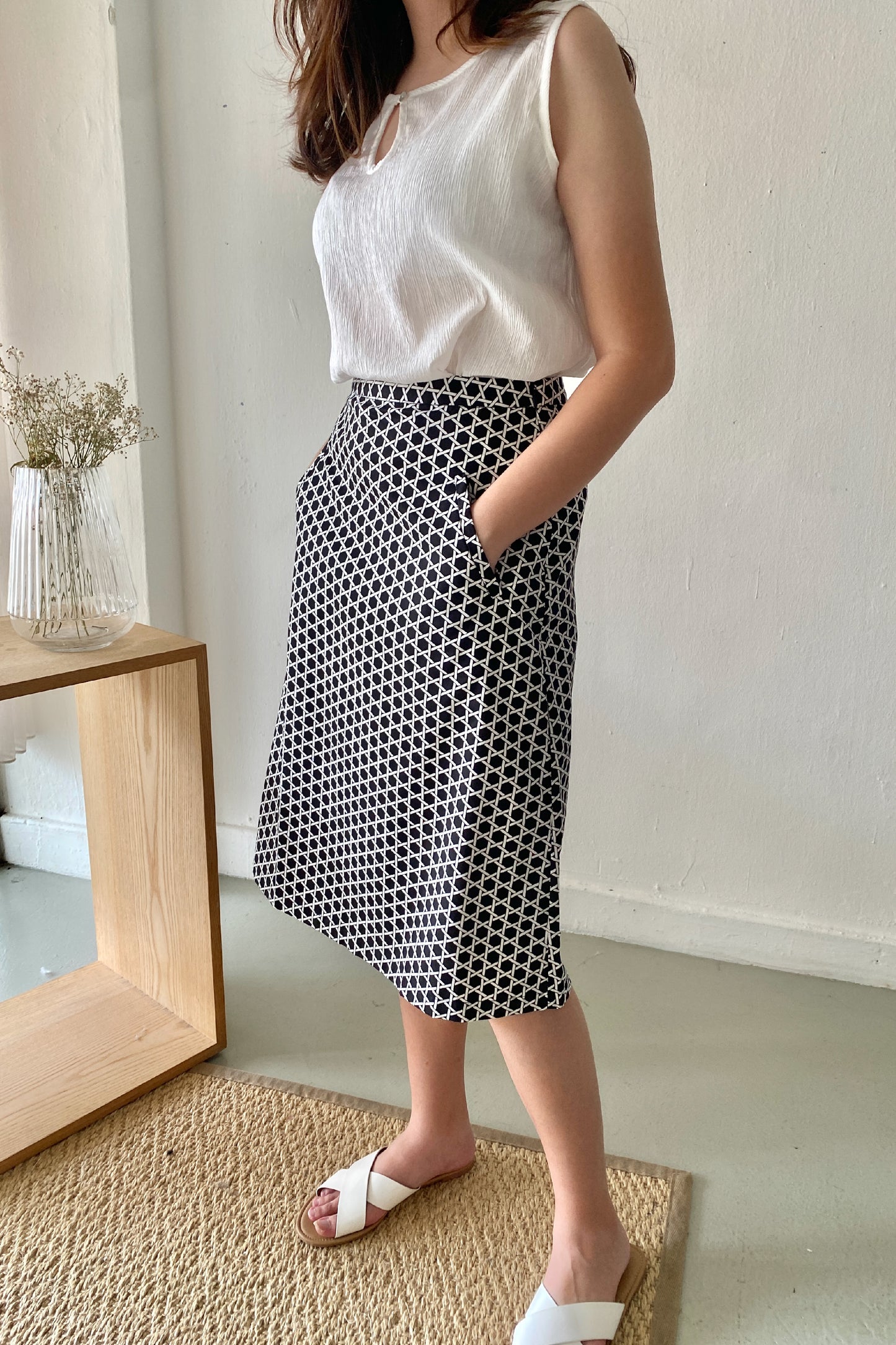A-Line Skirt/ Black/White