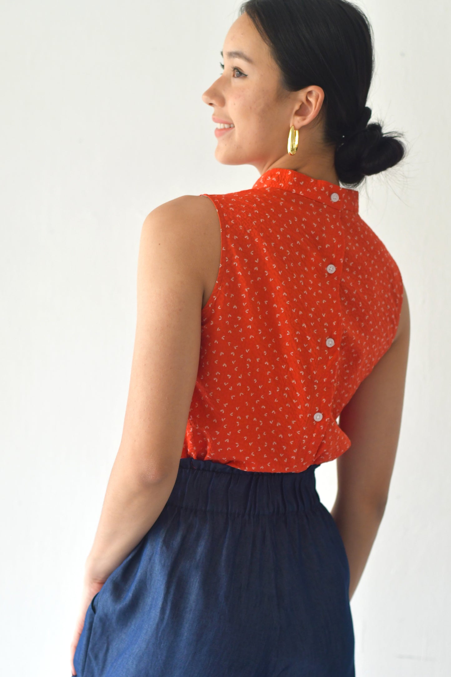 Mandarin Shell Top/ Red Flutters