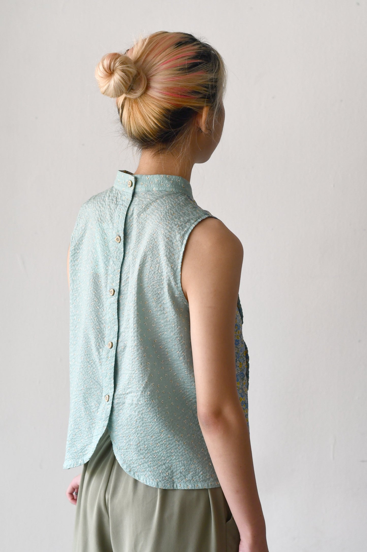Mandarin Shell Top/ Seafoam