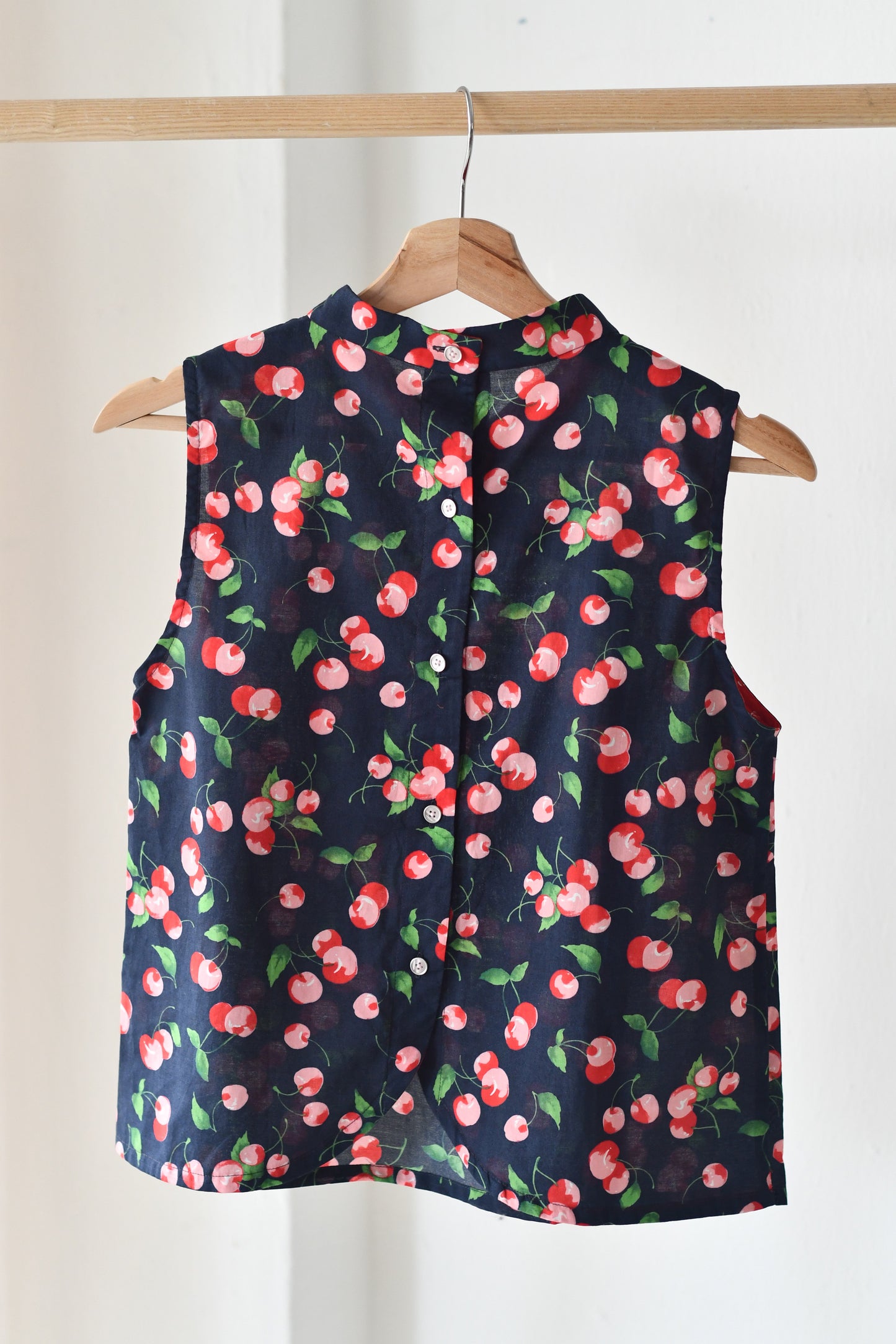 Mandarin Shell Top / Cherries