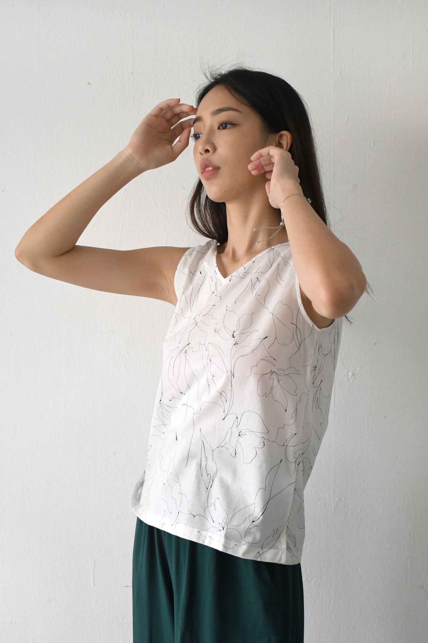 Prints Stephy Top/ Cream Doodles