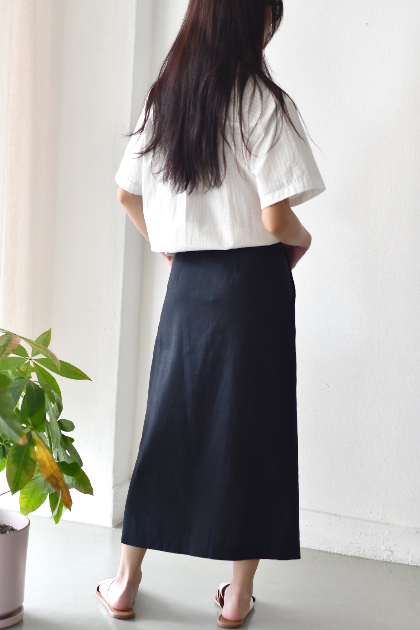 Reset Sale/ Midi Linen Skirt / Black