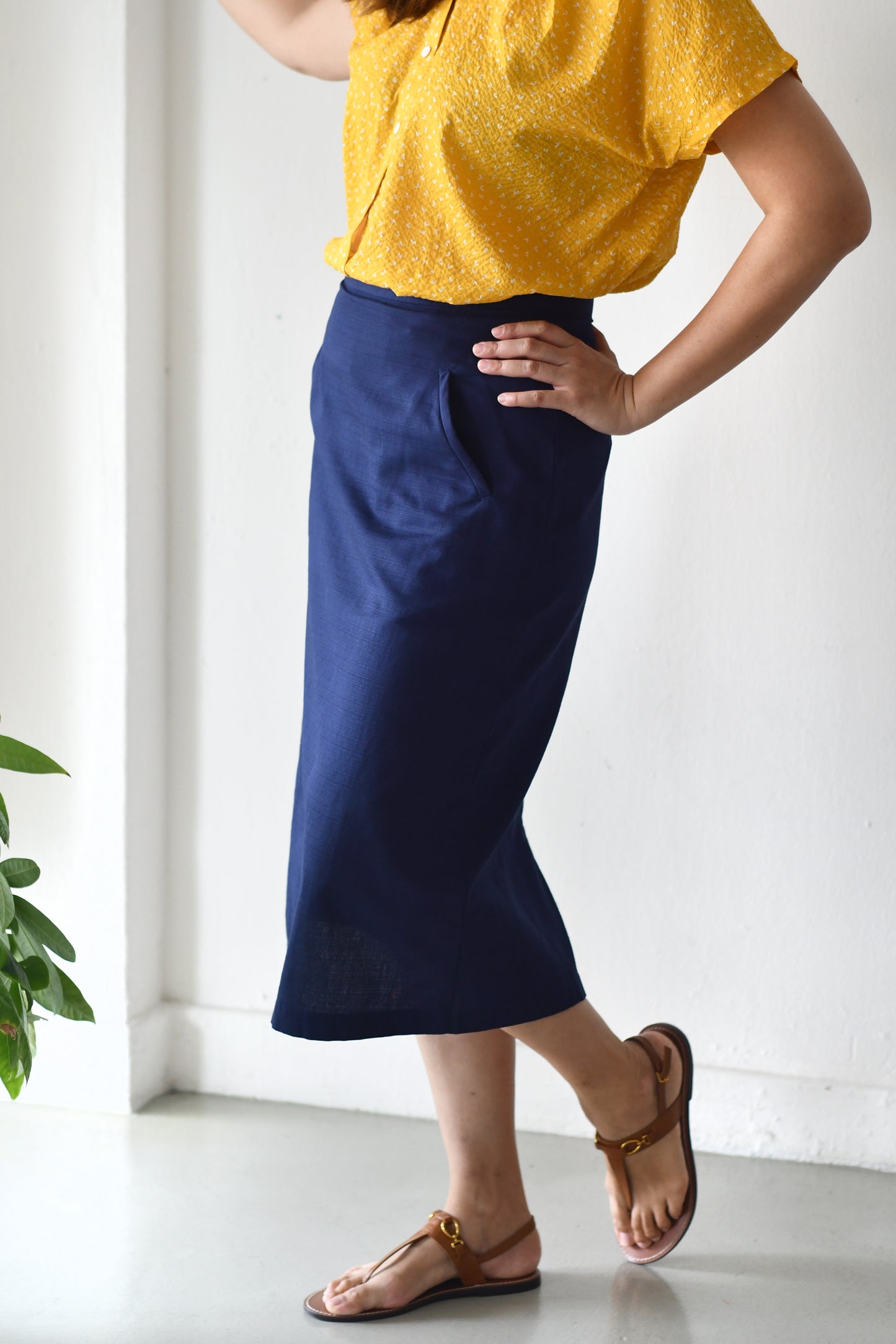 Whitney Midi Skirt/ Navy