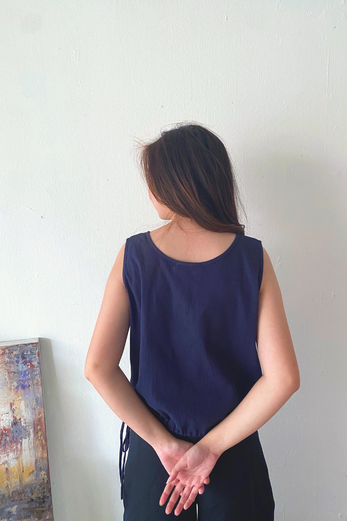 Keyhole Top / Navy Crepe