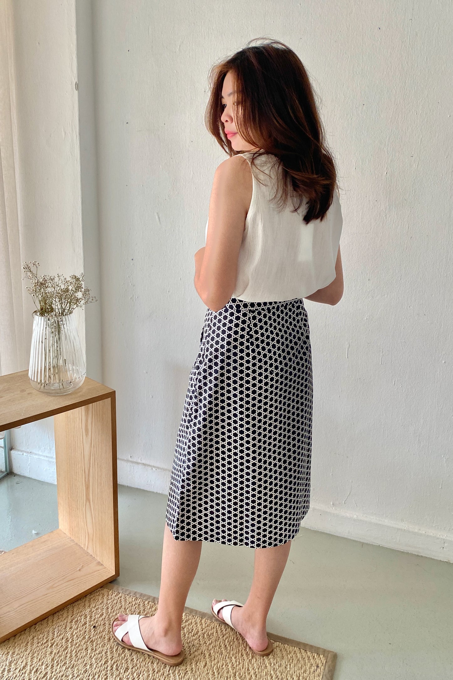 A-Line Skirt/ Black/White